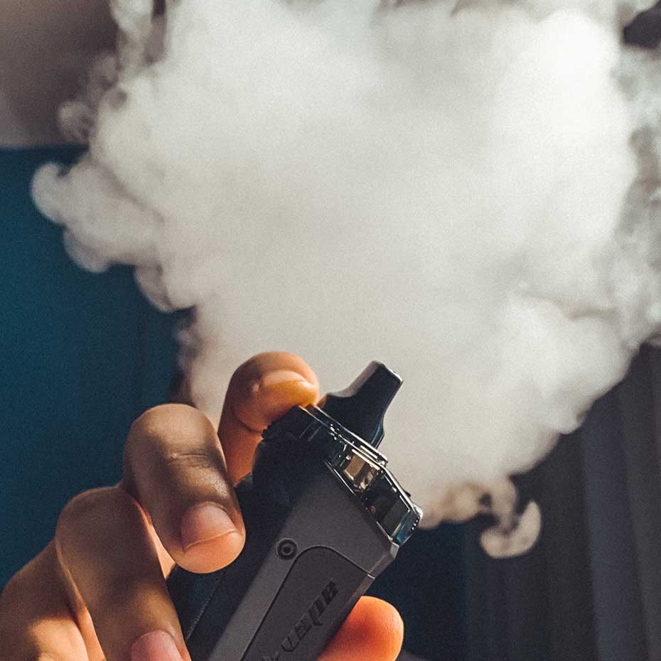 If you don't smoke, don't start vaping while pregnant