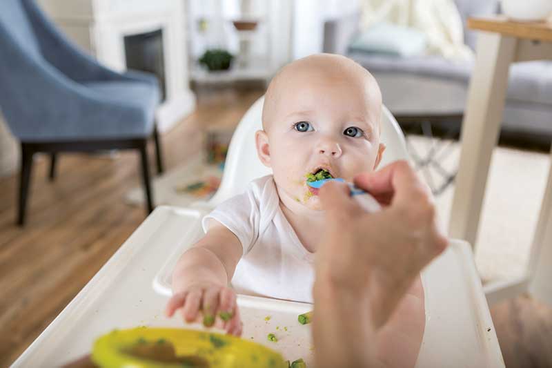 ⚡️Solid readiness of your baby depends on coming signs ✔️ Shows interest in  food ✔️Can sit up alone or with support ✔️ Is able to control…